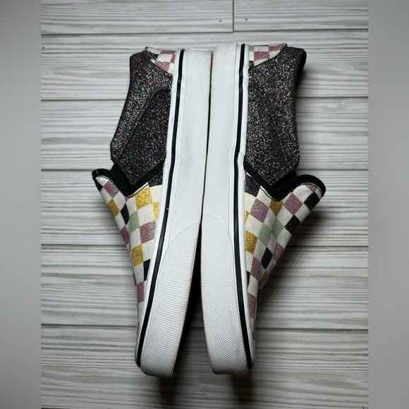 Vans size 7 women’s (men’s 5.5) - Picture 3 of 4